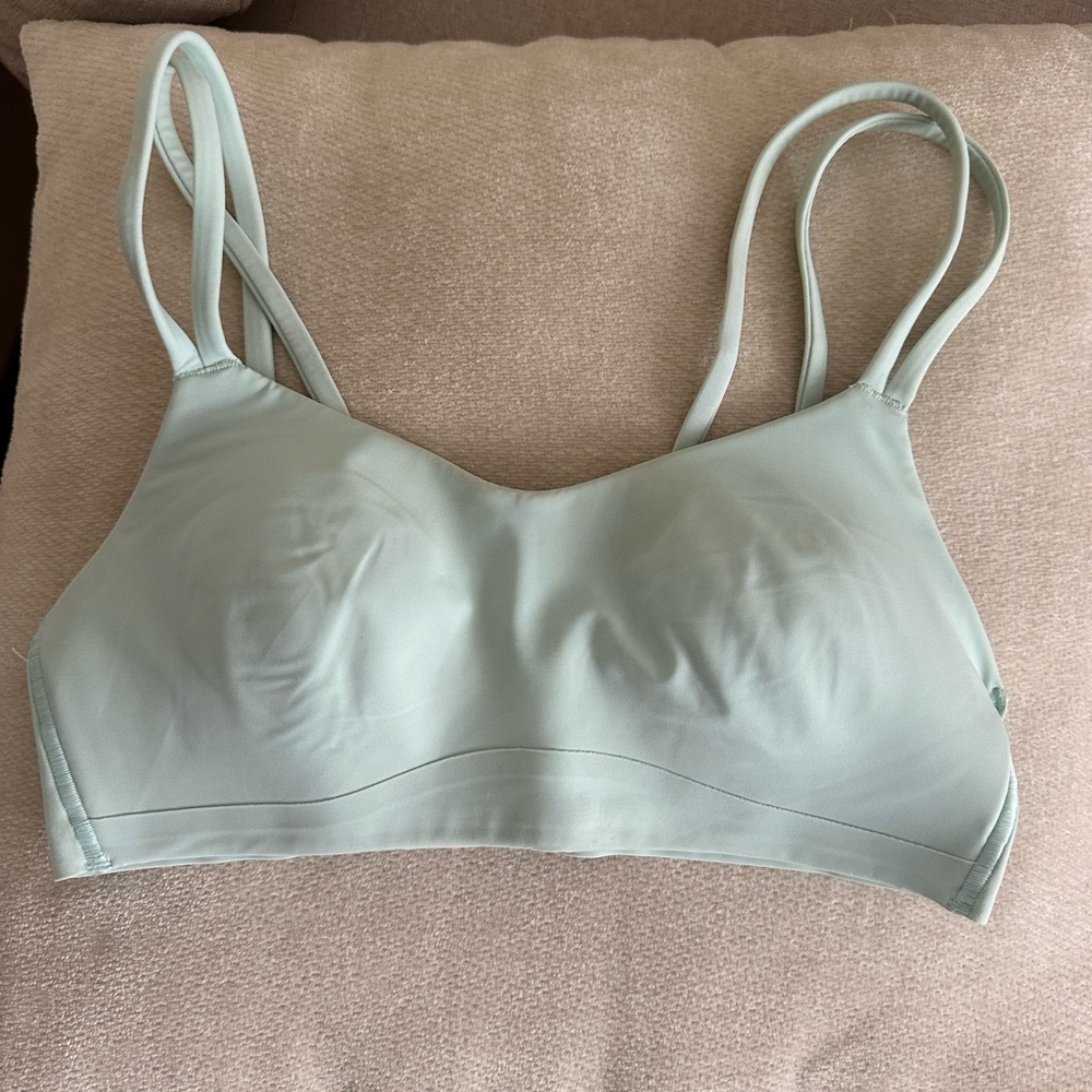 Like a cloud lululemon bra size 6